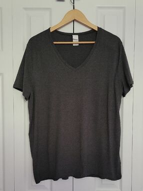 ⭐️3/$25⭐️​ Lole V-Neck Tee Soft Lightweight Casual Lounge T-Shirt Gray SZ XXL